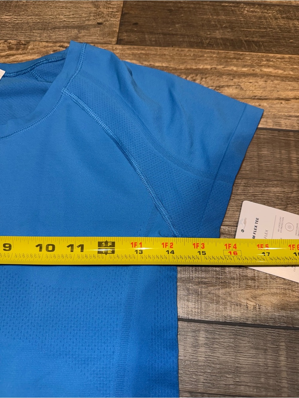 Athleta Momentum Flex Tee XS NWT - Picture 4 of 6